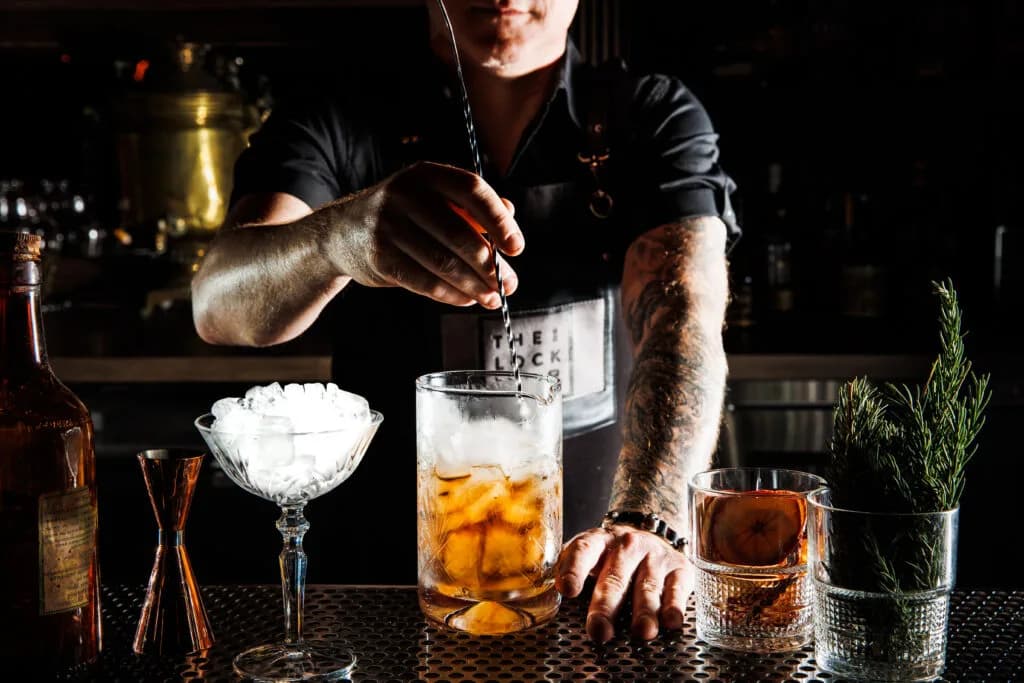 Escape to Paradise: A Tiki Mixology Experience Featuring Rum Cocktails